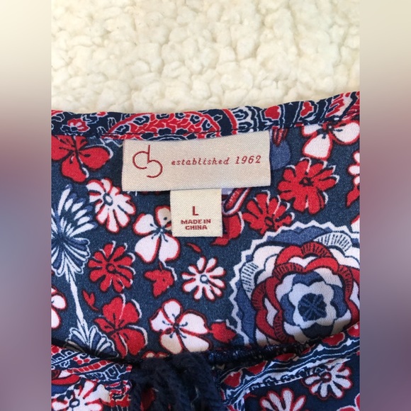 women shell tank - Picture 11 of 12